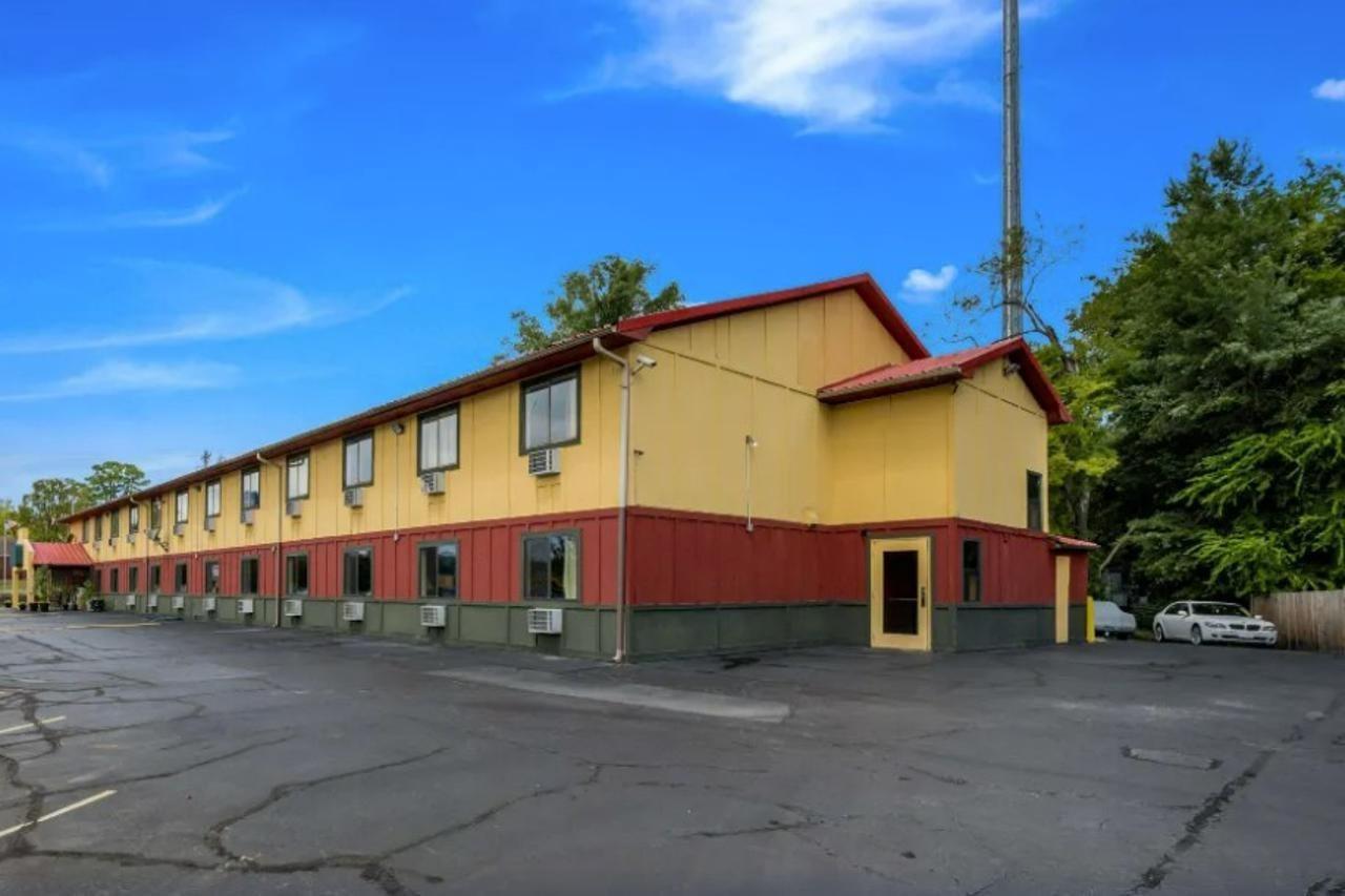 Rodeway Inn Benton Exterior foto